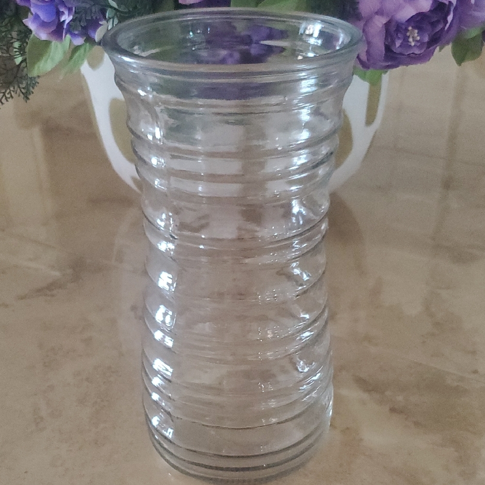 Neiman Marcus Clear Glass Vase Nwot